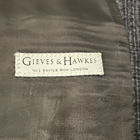 Gieves & Hawkes London Mens Gray & Black 100% Virgin Wool Plaid Vest 38R - Picture 3 of 4
